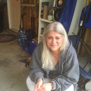 Meet your Posher, Leanne